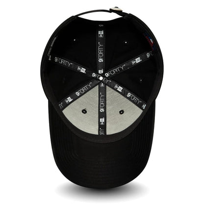 New York Yankees Essential Womens Black 9FORTY Cap