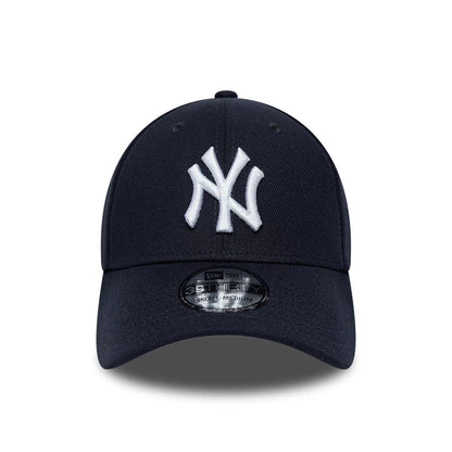 New York Yankees MLB Classic Navy 39THIRTY Stretch Fit Cap